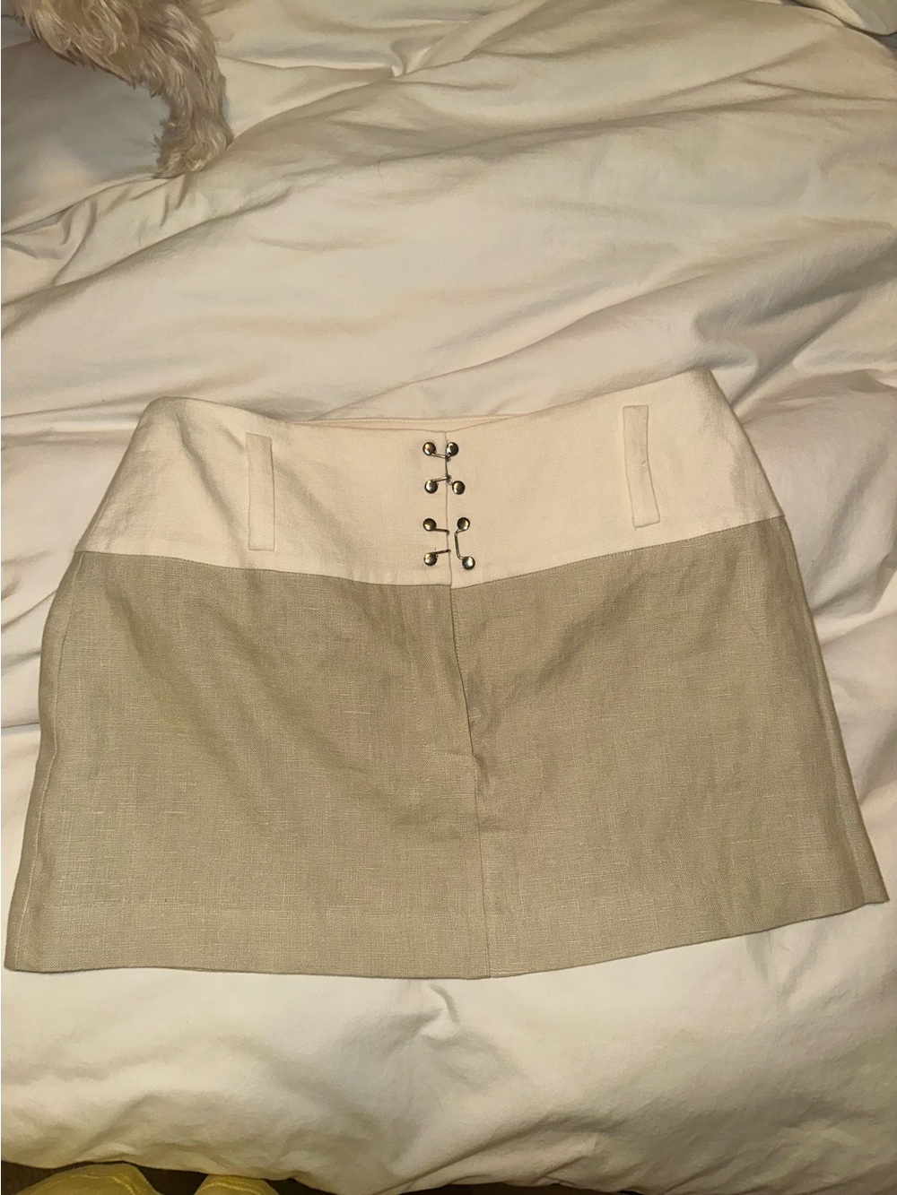 Venroy Two-Tone Cream and Tan Mini Skirt with Hook Closure NWOT